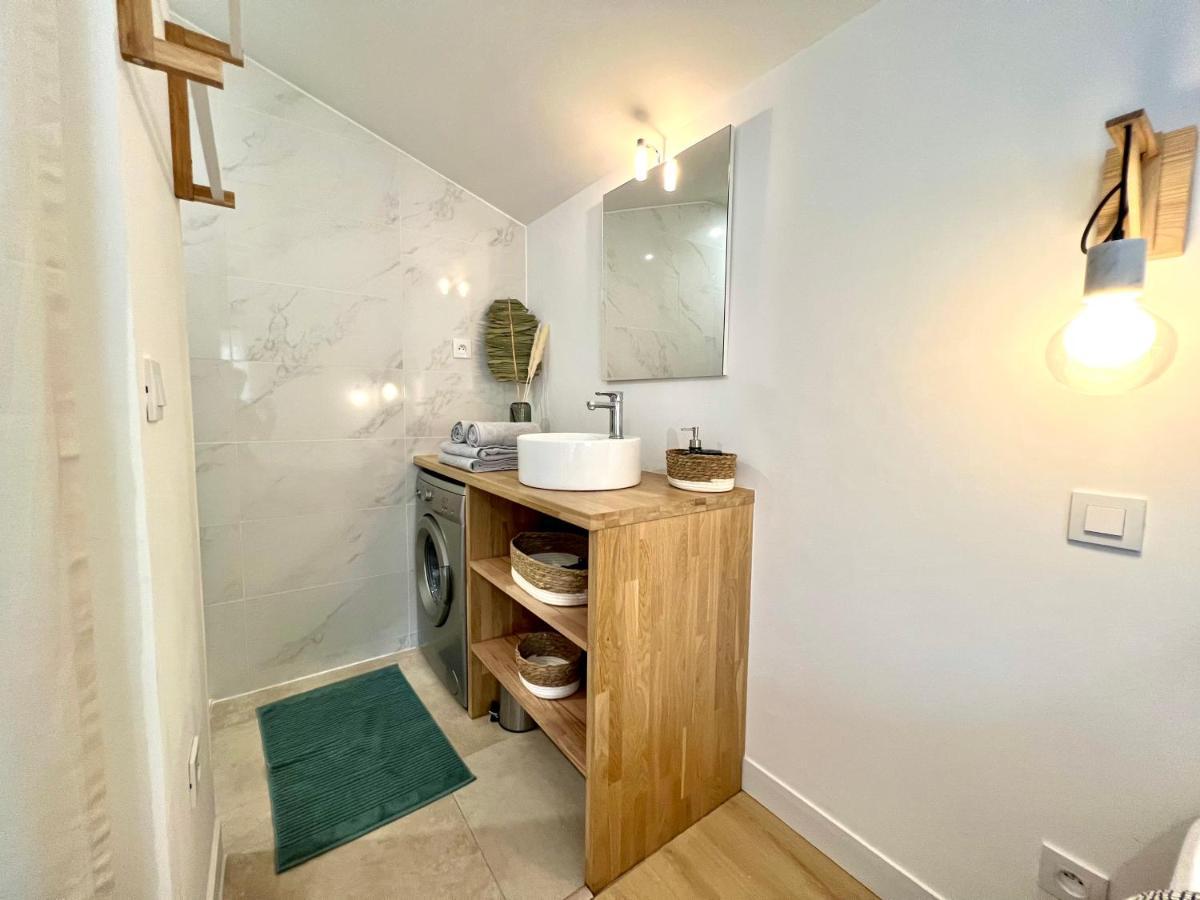 Suite ~ Romance Estivale ~ A 15 Min De Lyon Miribel  Exterior photo